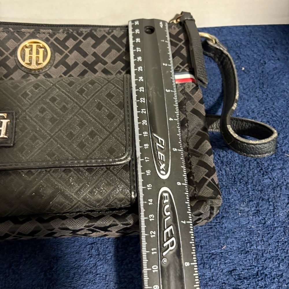 Vtg. Tommy Hilfiger Monogrammed Black Crossbody Bag Handbag Purse 11” & Wallet - Picture 7 of 7